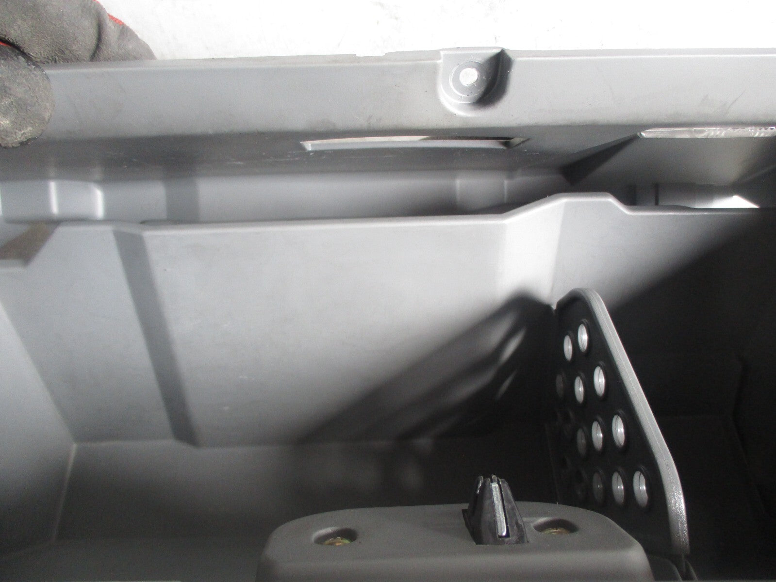 CHEVROLET LACETTI 2006 MK1 NS PASSENGER SIDE GLOVEBOX STORAGE COMPARTMENT