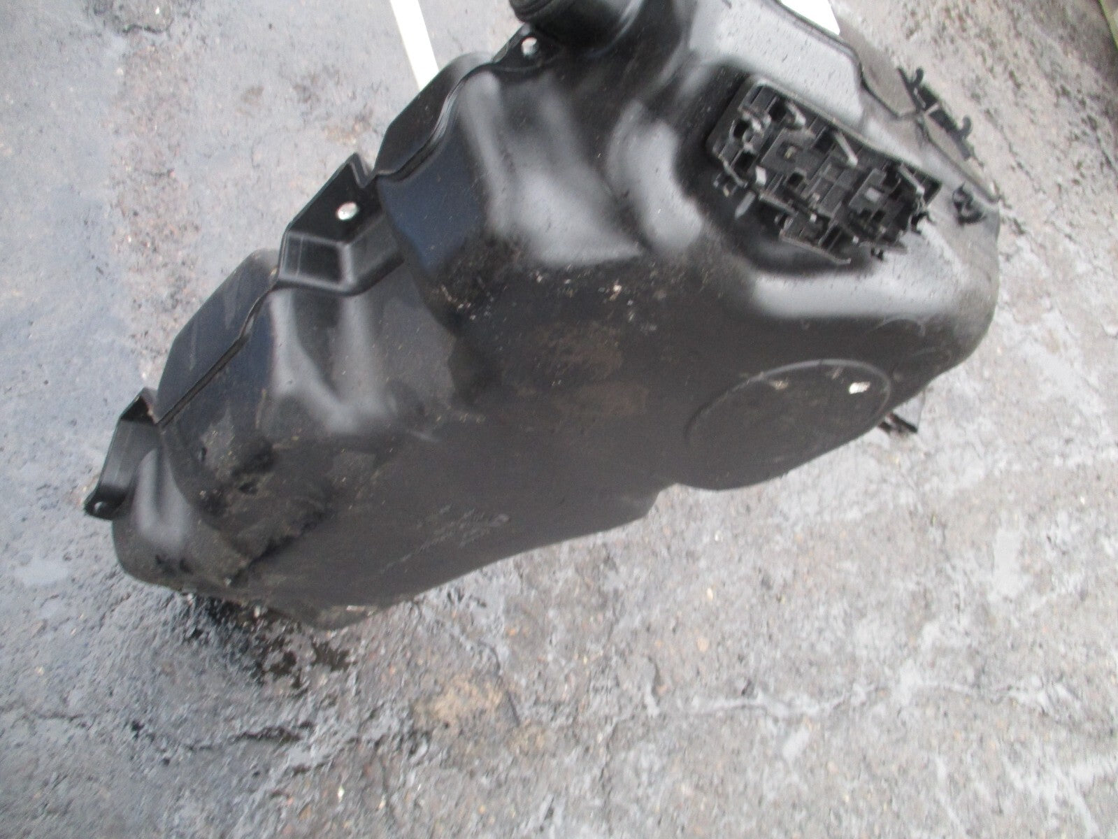 2018 VW VOLKSWAGEN GOLF MK7 1.6 DIESEL FUEL TANK 5WA201085A