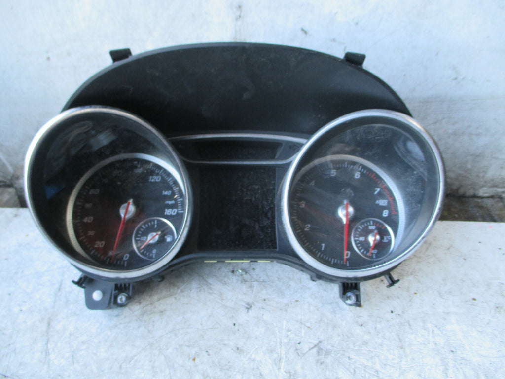 MERCEDES GLA MK1 X156 2019 1.6 PETROL AUTOMATIC SPEEDOMETER ISNTRUMENT CLUSTER