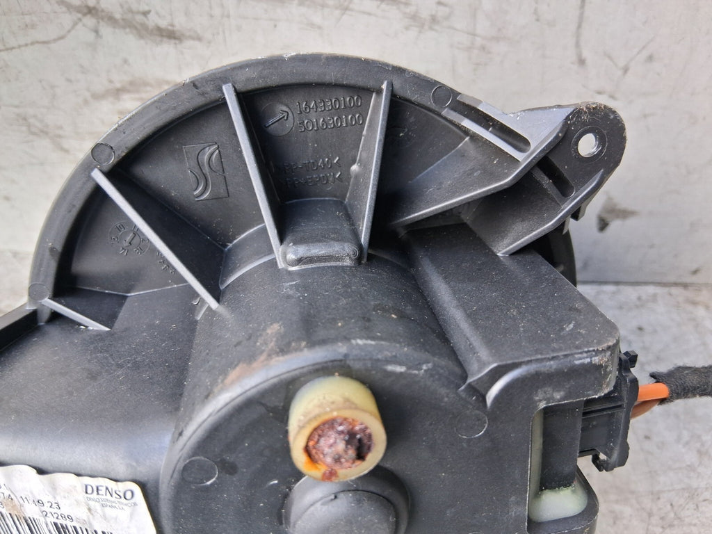 VAUXHALL CORSA E 2015 HEATER HEATING BLOWER FAN MOTOR 13335074