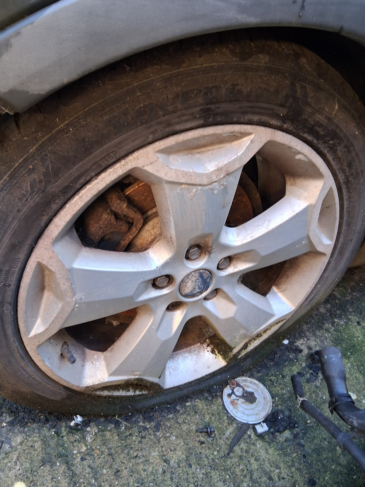 2009 FORD KUGA MK1 18 INCH ALLOY WHEEL WITH TYRE 235/50R18