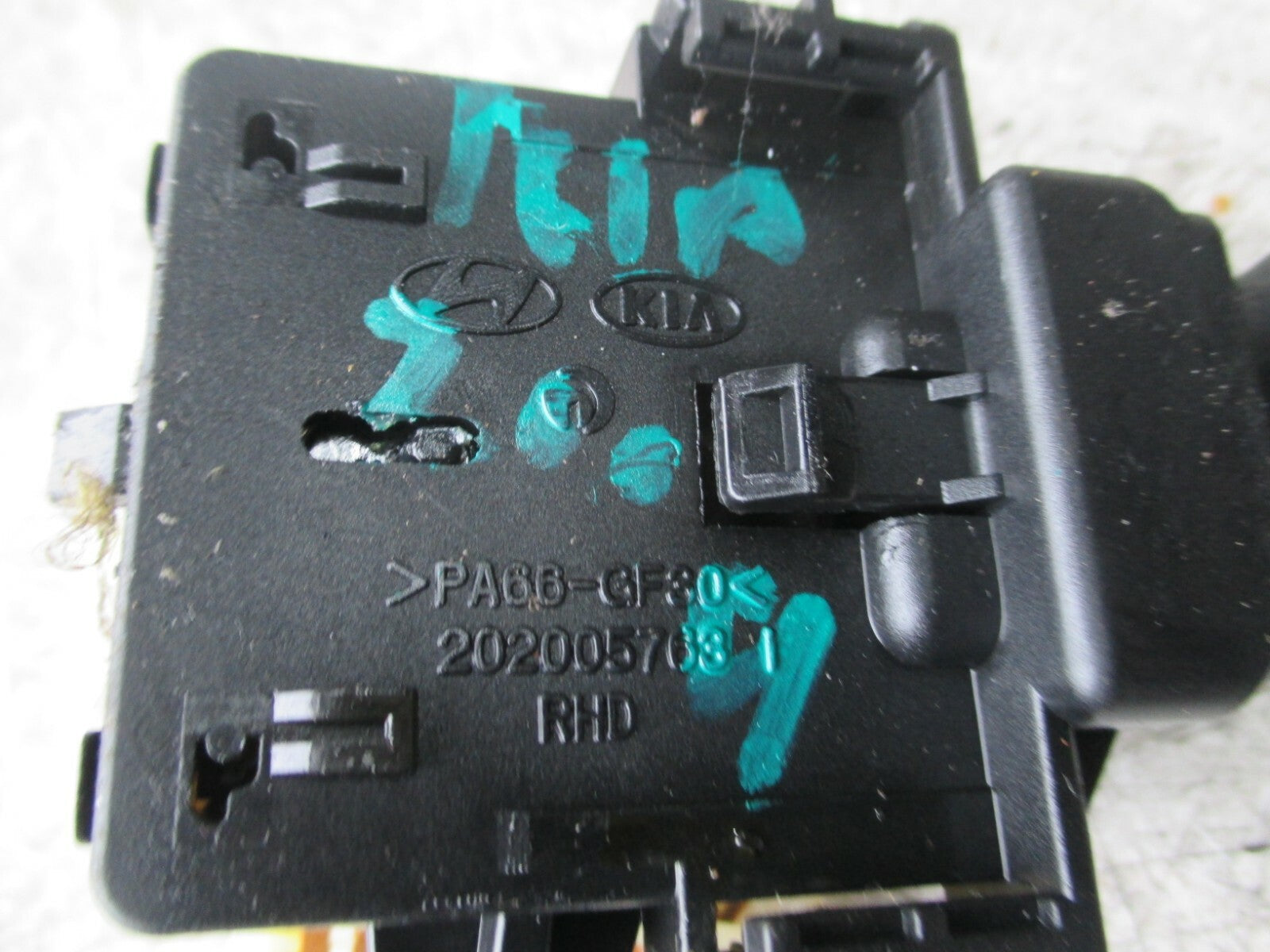 KIA SORENTO 2008 MK1 INDICATOR HEADLIGHT SWITCH STALK 202005768