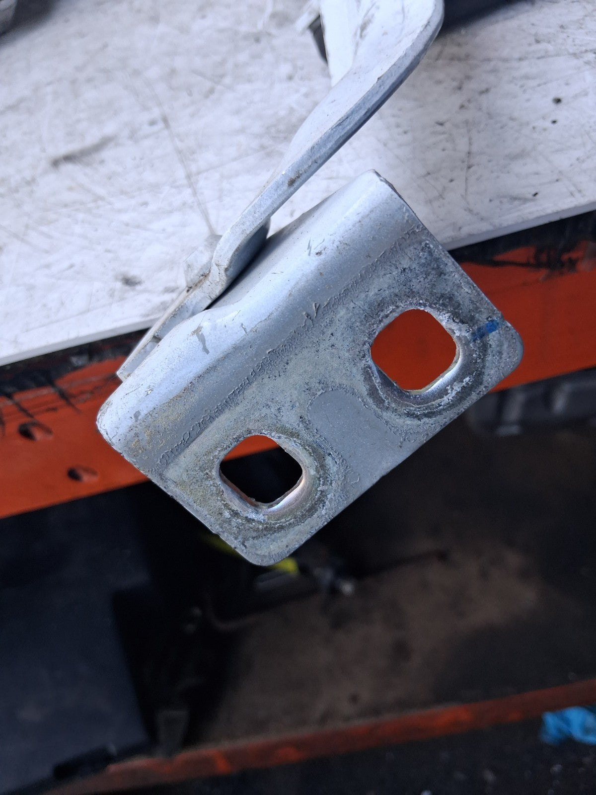 2020 RENAULT KANGOO MK2 NSF PASSENGER SIDE FRONT LEFT BONNET HINGE A4158800028