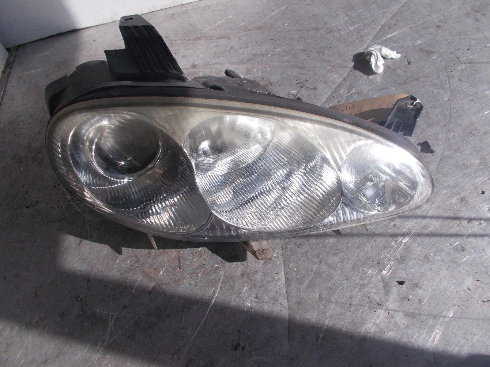 MAZDA MX-5 OS DRIVER SIDE HEADLIGHT