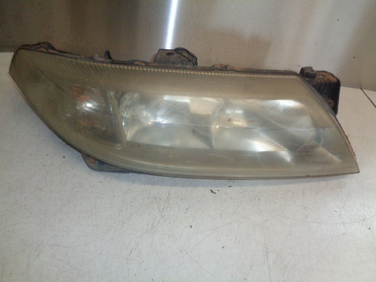 RENAULT LAGUNA MK2 OSF DRIVER SIDE HEADLIGHT HEAD LAMP FRONT LEFT 8200163326