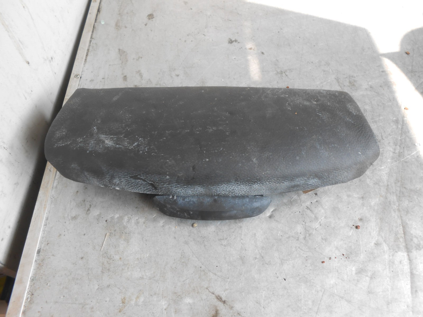 BMW 1 SERIES F20 F21 2015 M SPORT BLACK LEATHER SEAT FRONT PAD COVER DAMAGED