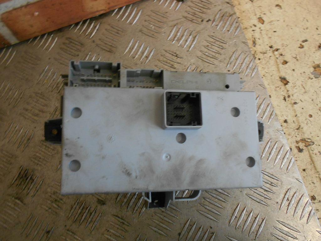 FIAT PUNTO MK2 2001 1.2 8V FUSE RELAY BOX 46774356