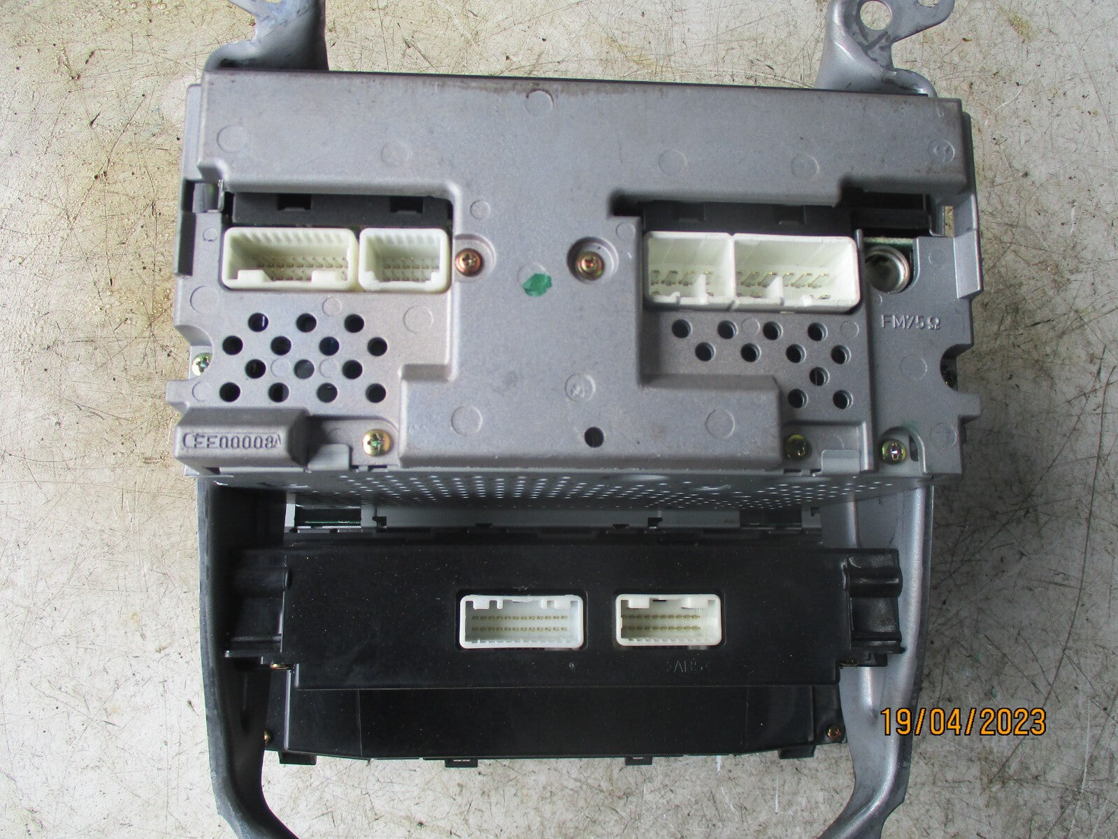 TOYOTA AVENSIS MK2 2004 HEATER CONTROL PANEL UNIT & AUDIO CONTROL 5590205060G