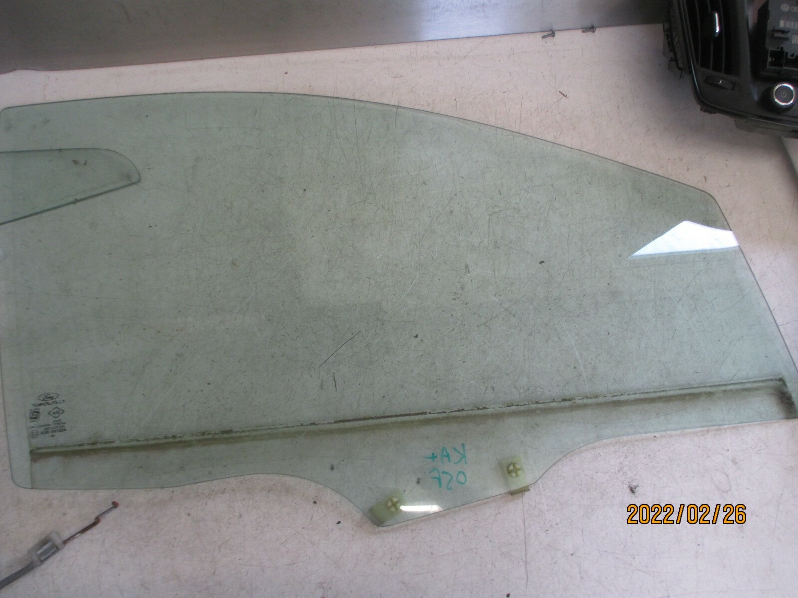 FORD KA+ 2018 MK3 OSF FRONT DRIVER SIDE WINDOW GLASS