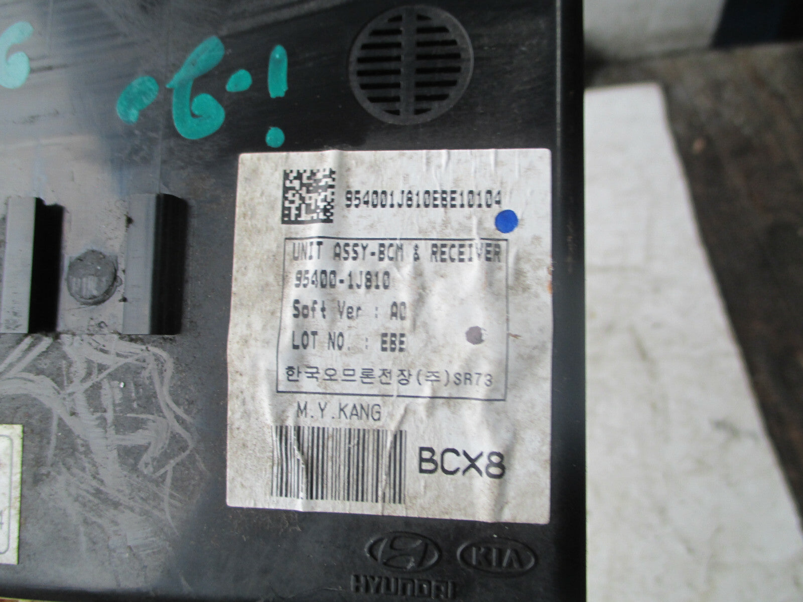 HYUNDAI I20 MK1 BCM BODY CONTROL MODULE UNIT 954001J810