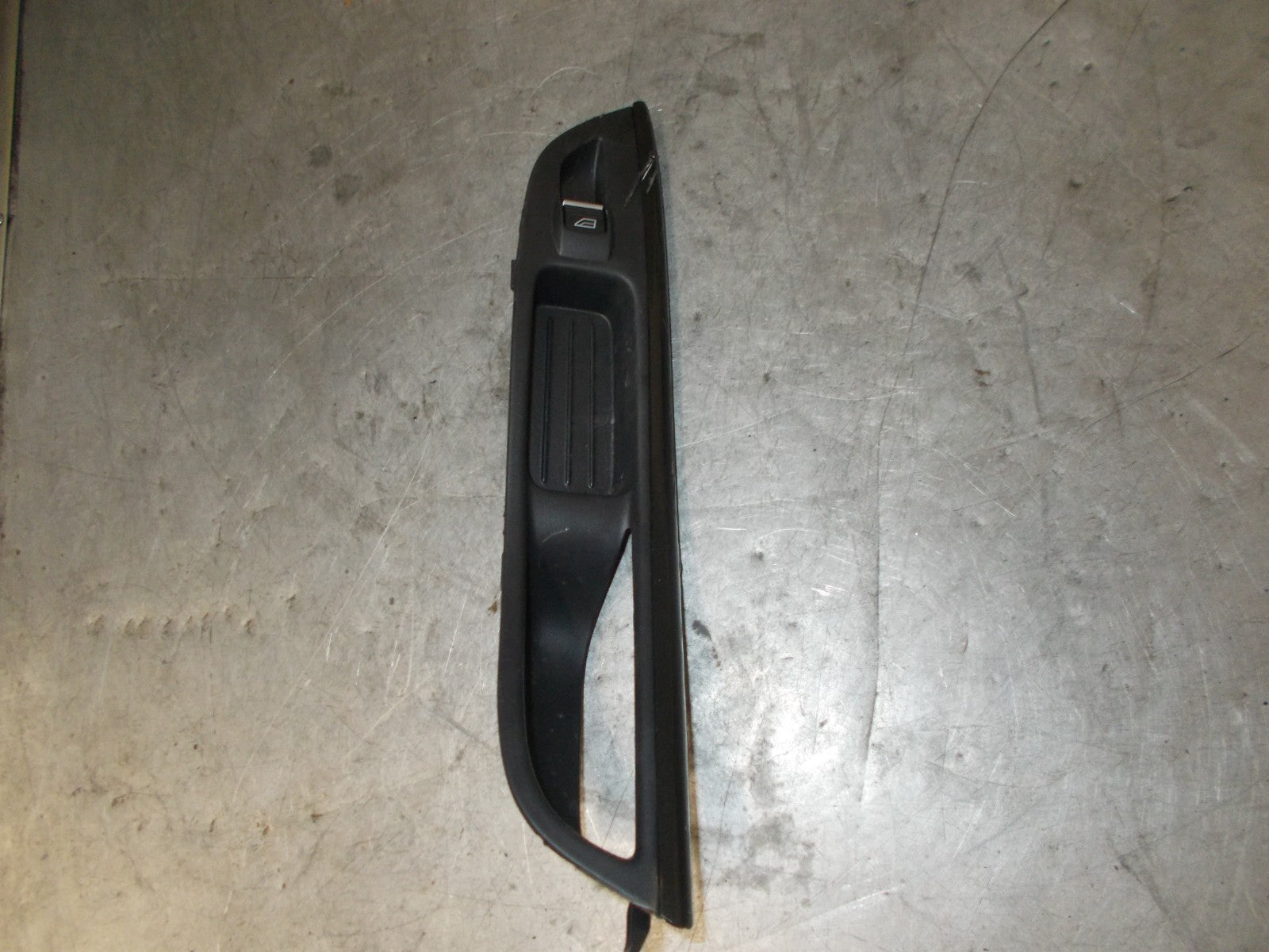 FORD FOCUS 2017 MK3 NSF PASSENGER SIDE FRONT WINDOW SWITCH BM51A240A41ADW
