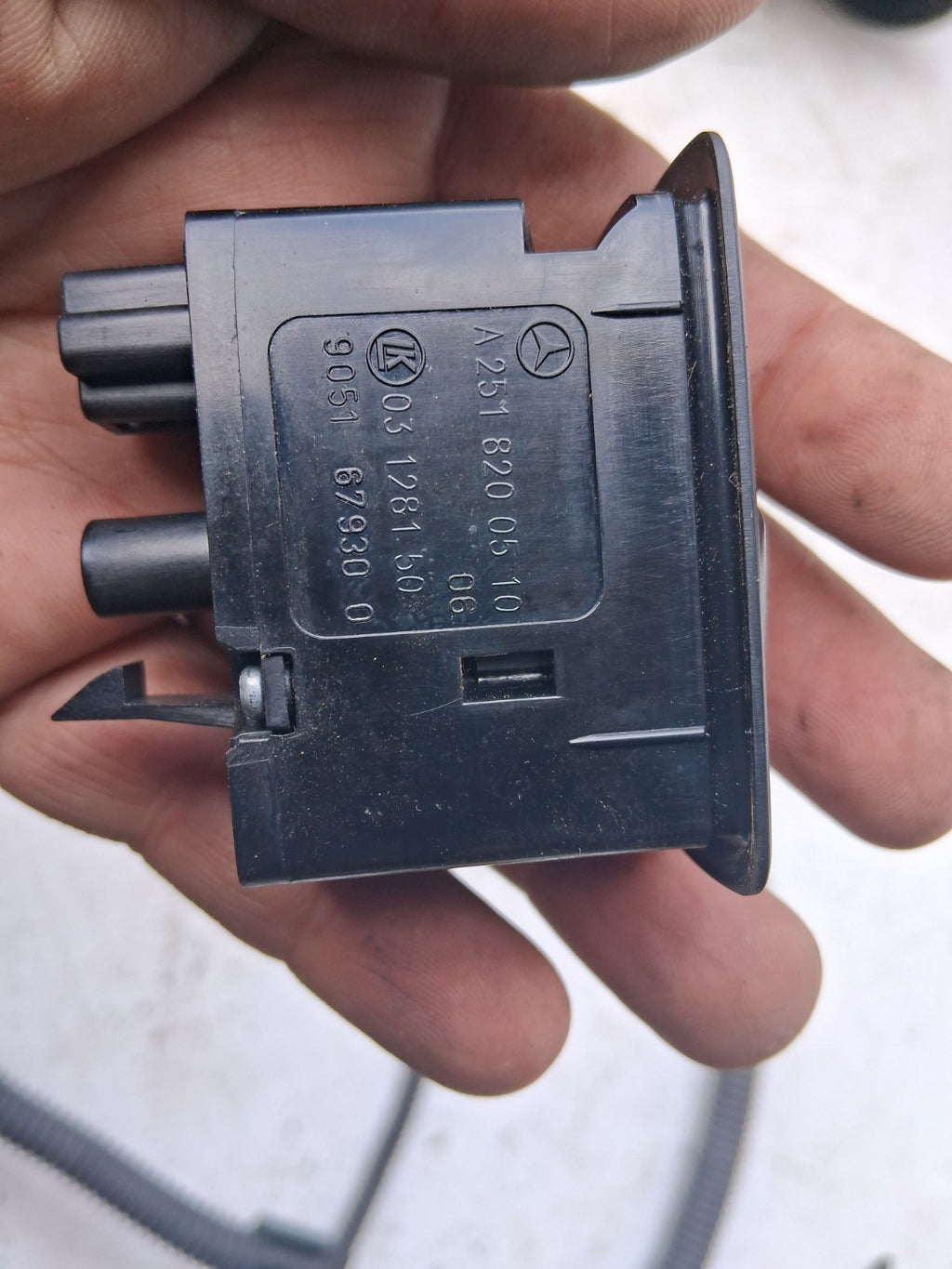 2008 MERCEDES B CLASS W245 NSF PASSENGER SIDE FRONT WINDOW SWITCH A2518200510