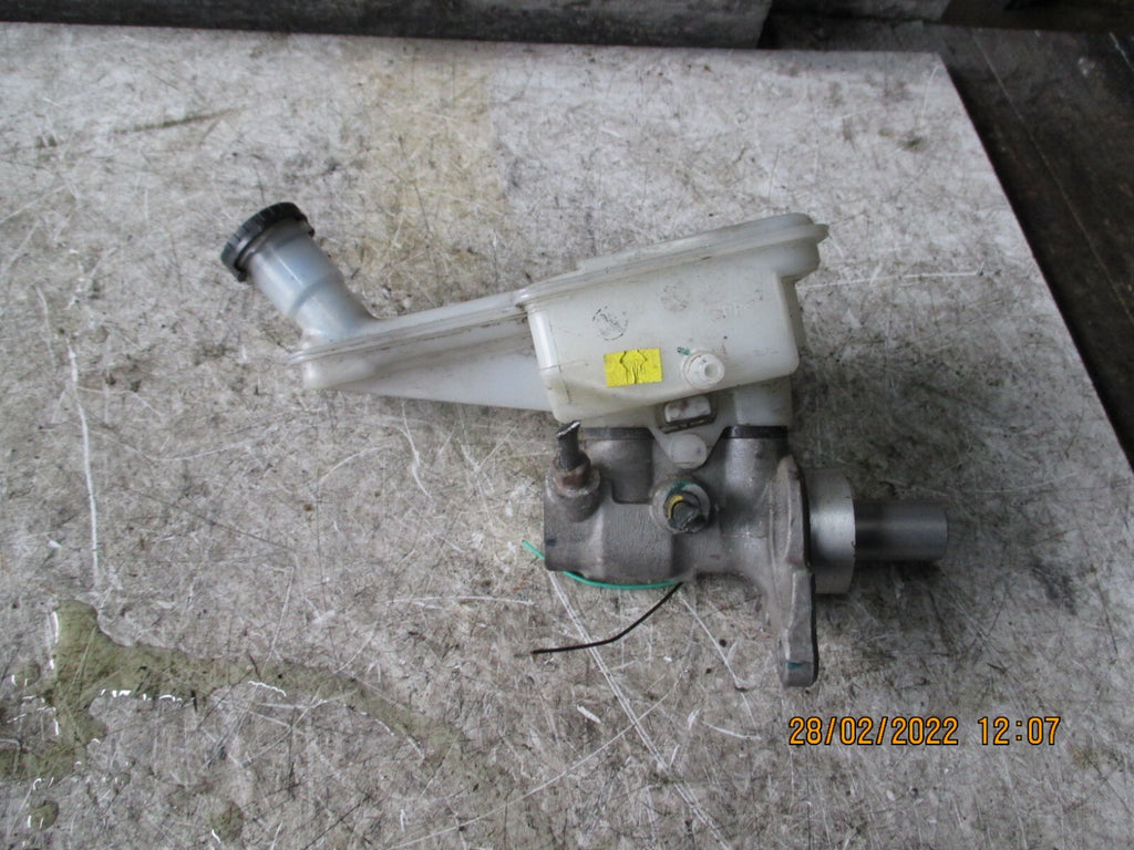 NISSAN MICRA K13 2014 1.2 PETROL BRAKE MASTER CYLINDER