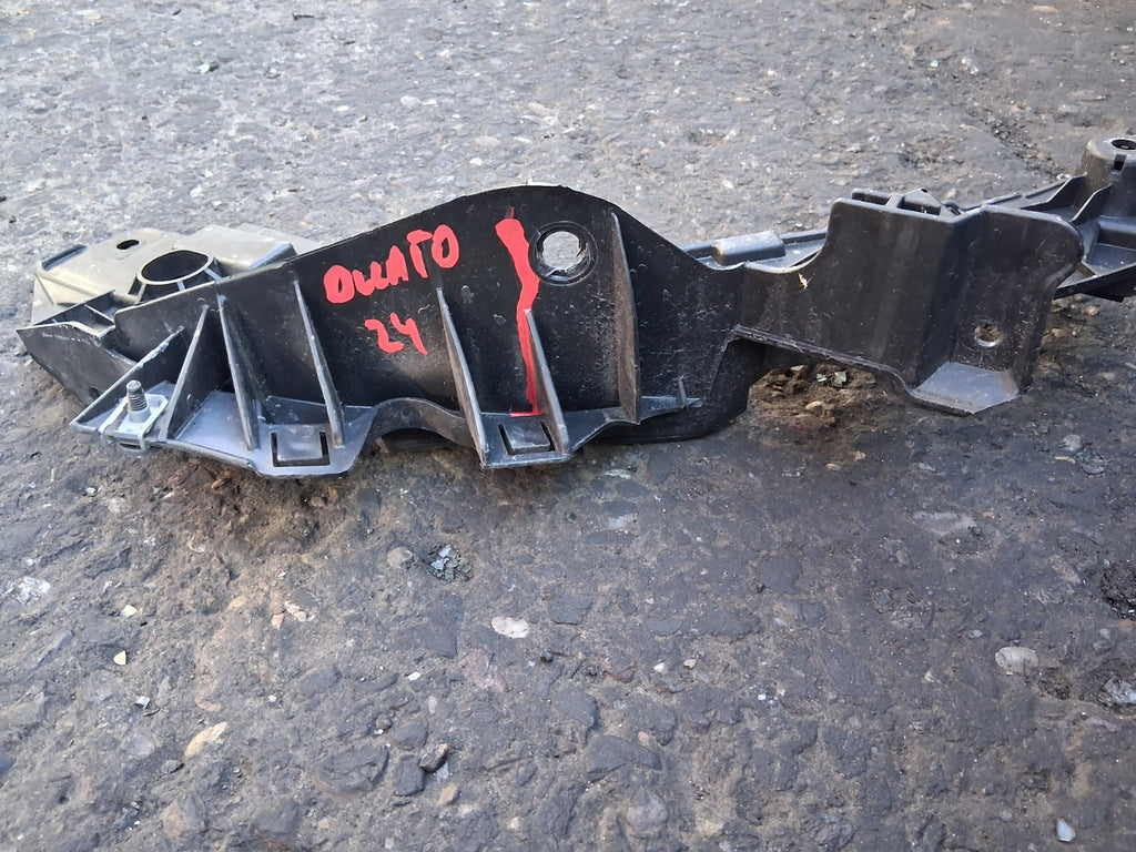 2024 FIAT DUCATO MK3 FACELIFT OSF DRIVER SIDE HEADLIGHT BRACKET 1391282080