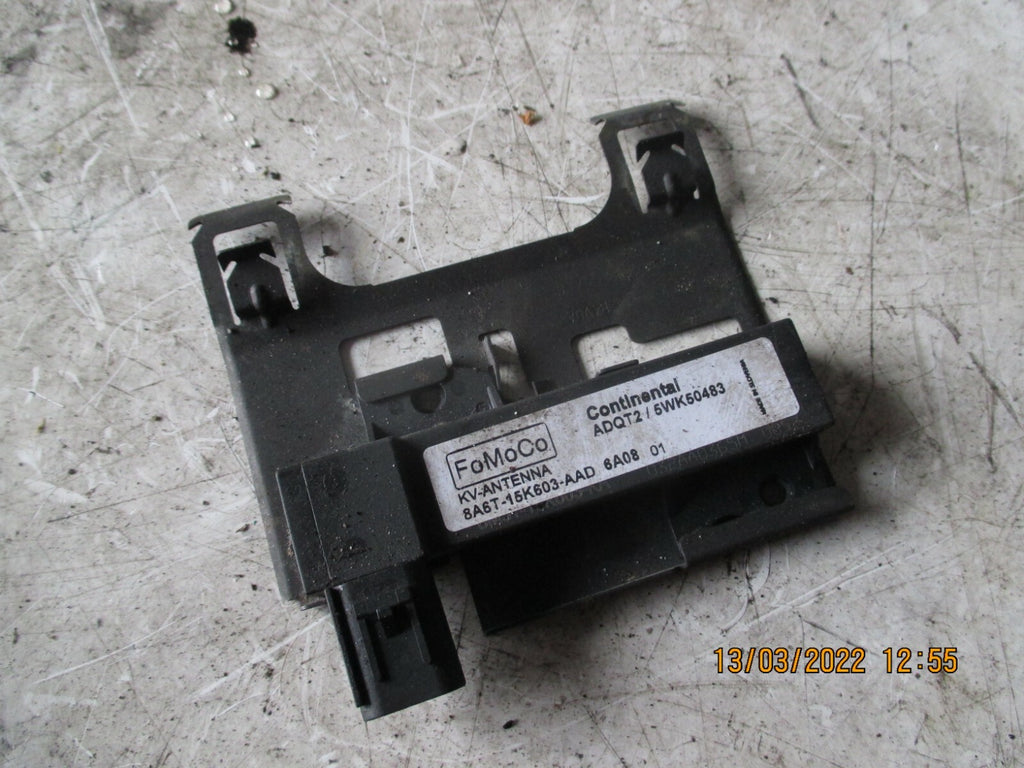 FORD ECOSPORT 2017 MK2 ANTENNA CONTROL MODULE 8A6T15K603