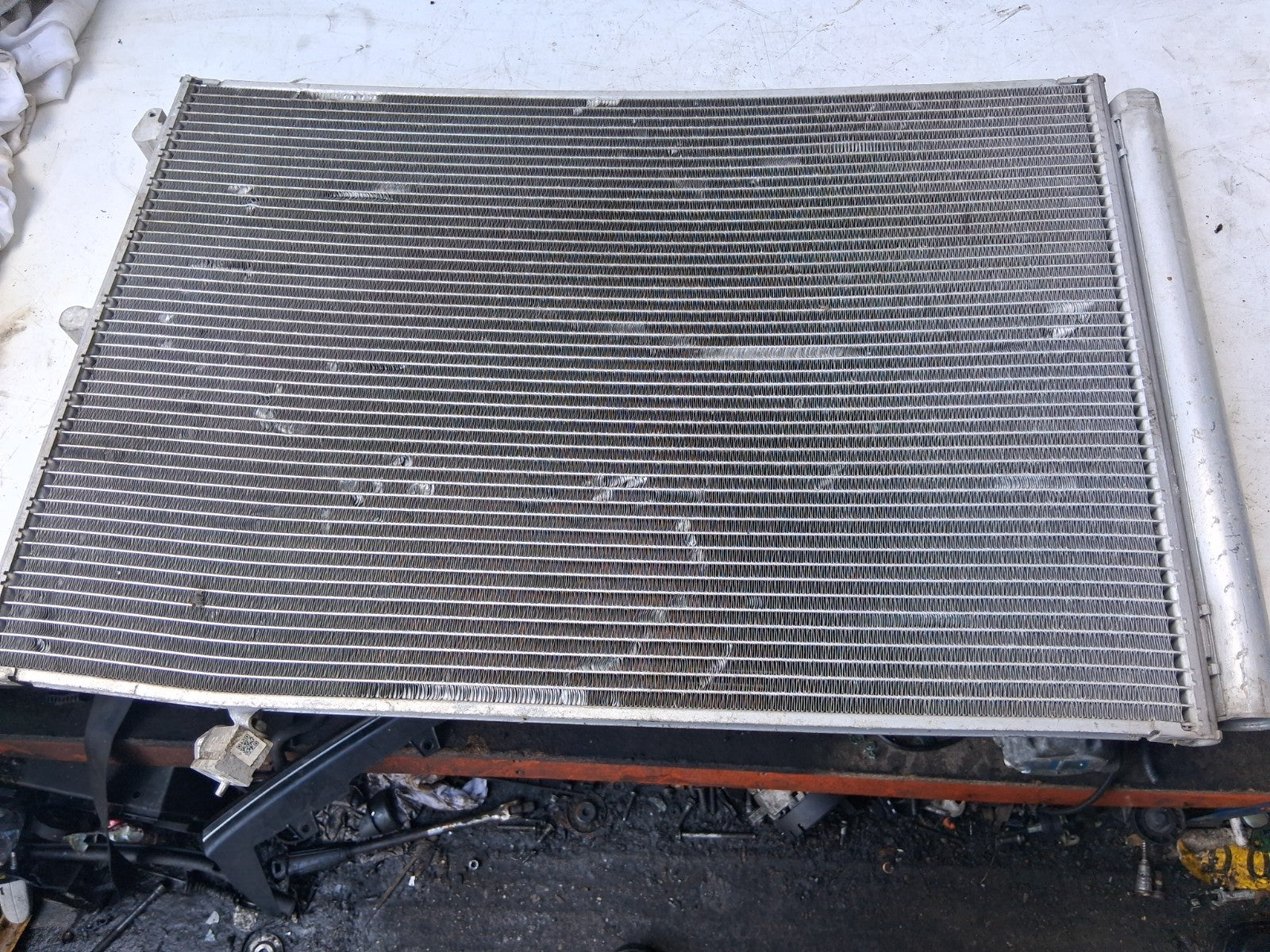 2015 MERCEDES C CLASS W204 COOLANT RADIATOR A2045000554