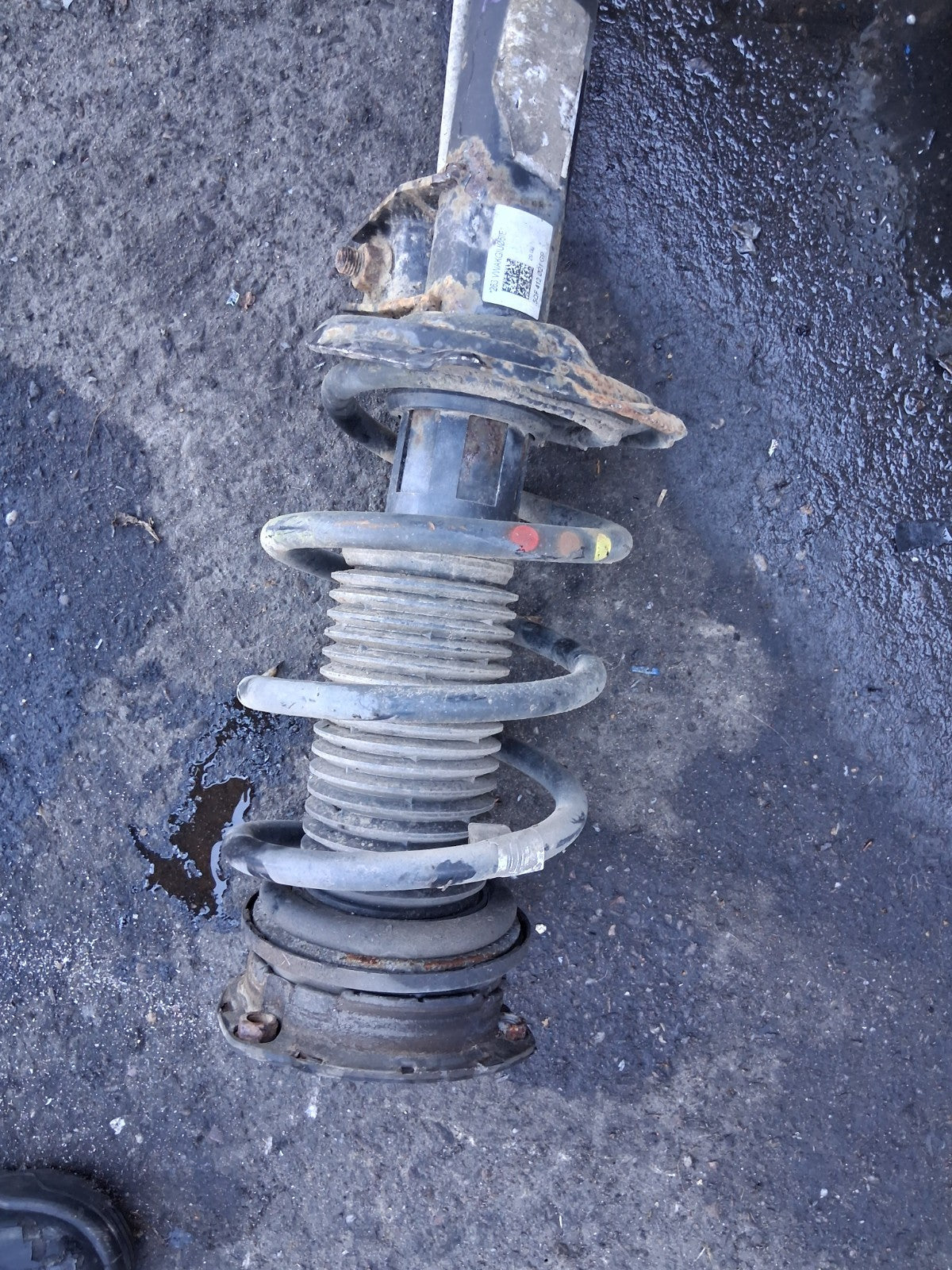 2023 VOLKSWAGEN TIGUAN 2.0 DIESEL OSF DRIVER SIDE RIGHT SHOCK ABSROBER 5QF412021