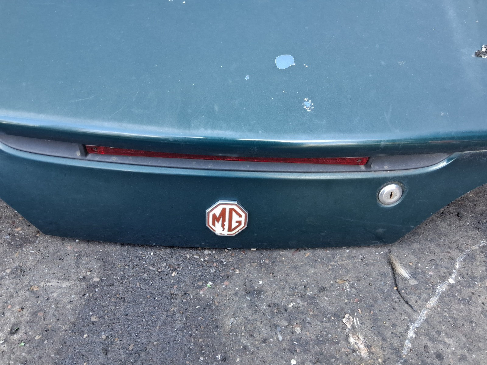 MG MGF 1996 MK1 REAR COMPLETE TAILGATE BOOTLID GREEN