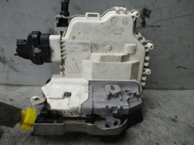 2019 AUDI A3 8V NSF PASSENGER SIDE FRONT LEFT DOOR LOCK MECHANISM M13383C00