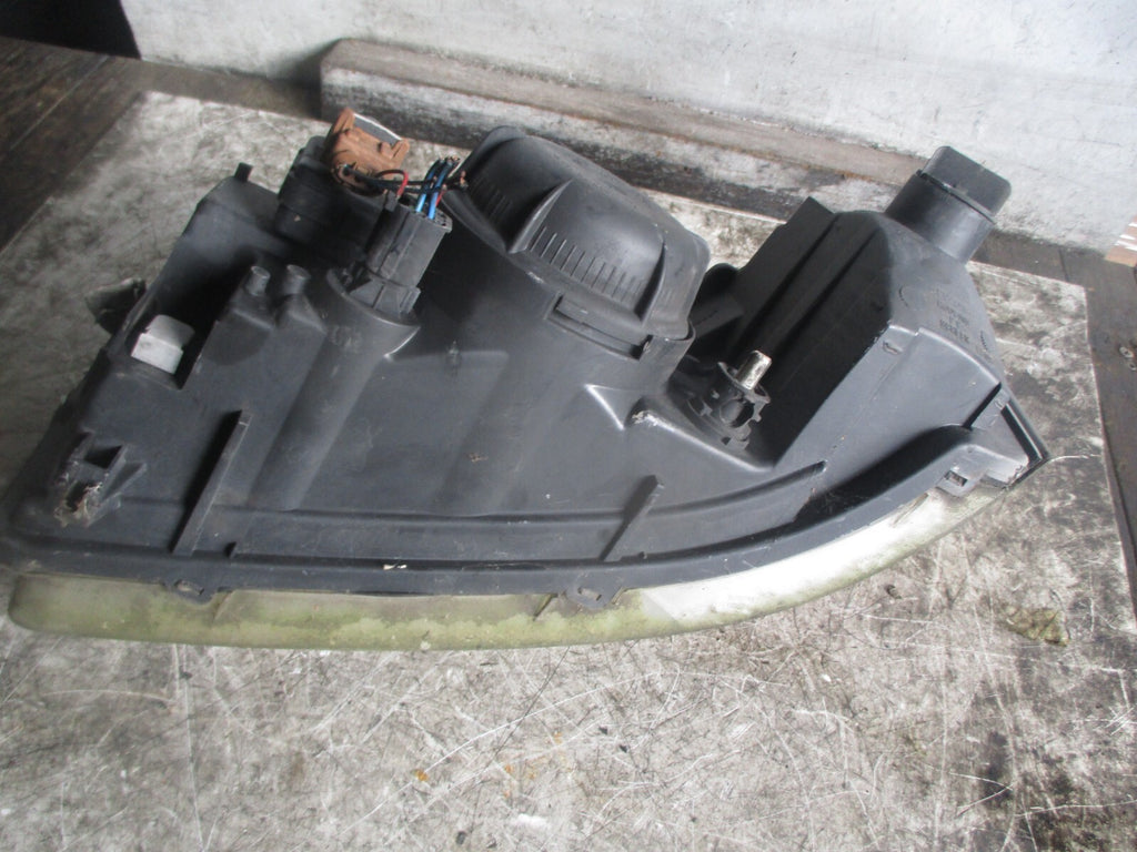 LAND ROVER FREELANDER 1999 OS DRIVERS SIDE HEADLIGHT HEADLAMP