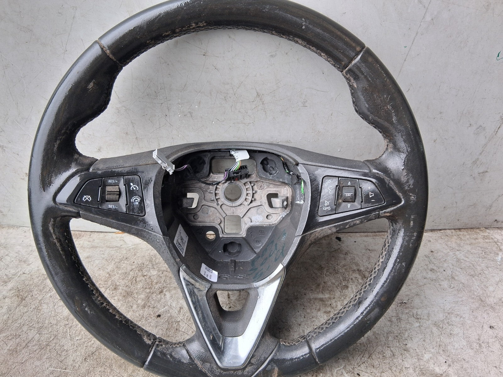 2017 VAUXHALL ZAFIRA C TOURER MULTIFUNCTIONAL STEERING WHEEL 39115480