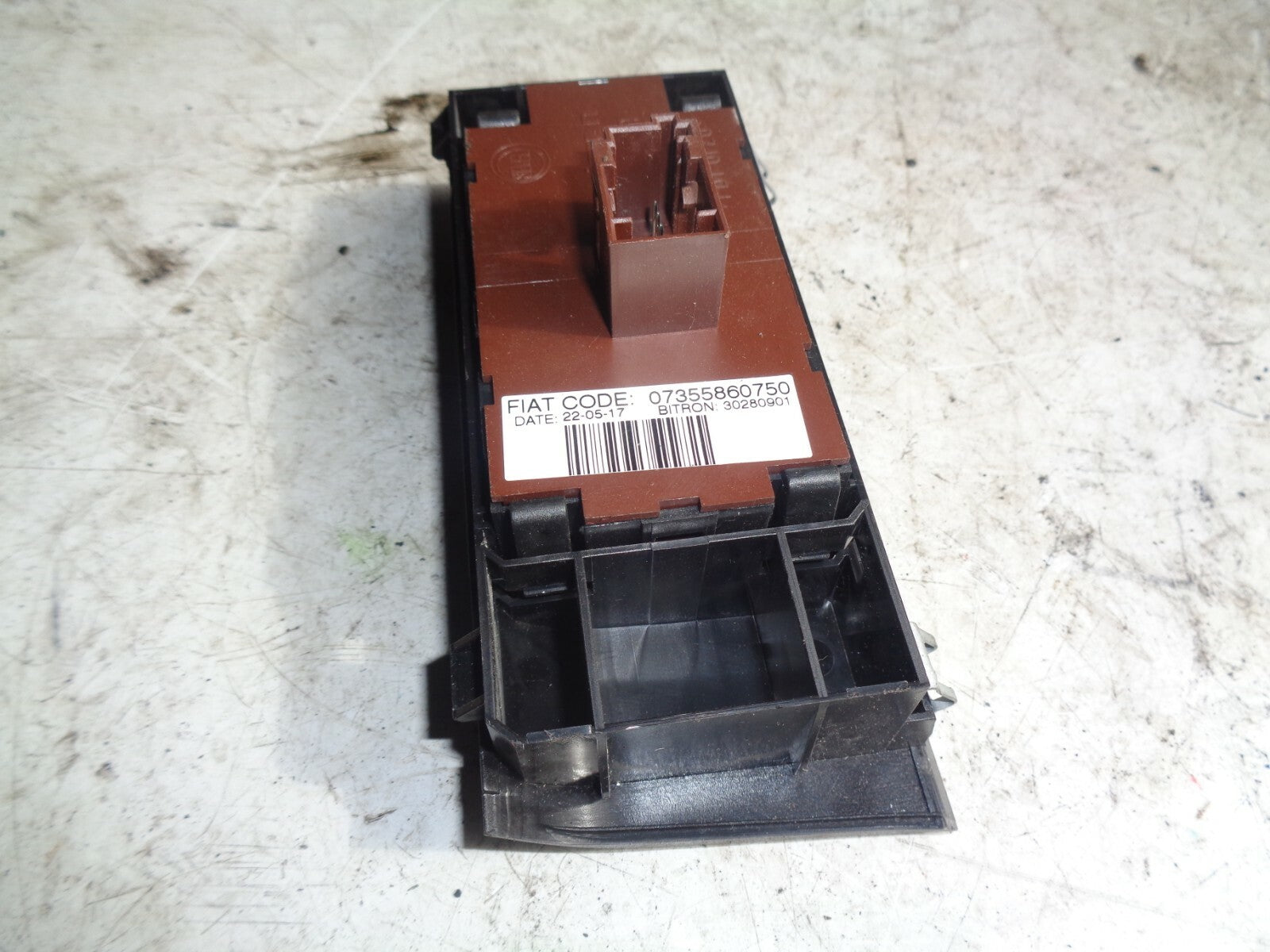 PEUGEOT BOXER MK3 2017 VAN 2.0 HDI FOGLIGHT SWITCH SWITCHES 07355860750