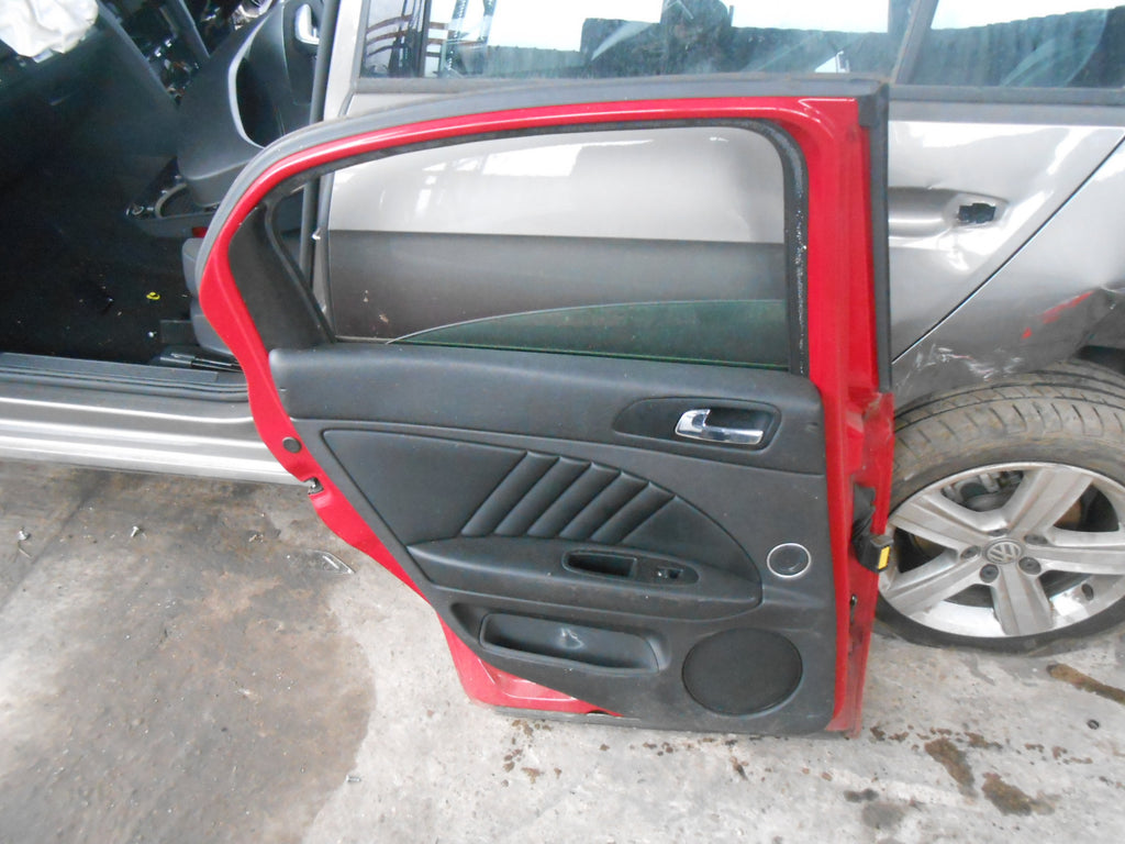 ALFA ROMEO 159 939 (MK1) SALOON NSR PASSENGER REAR DOOR COMPLETE 289/A RED