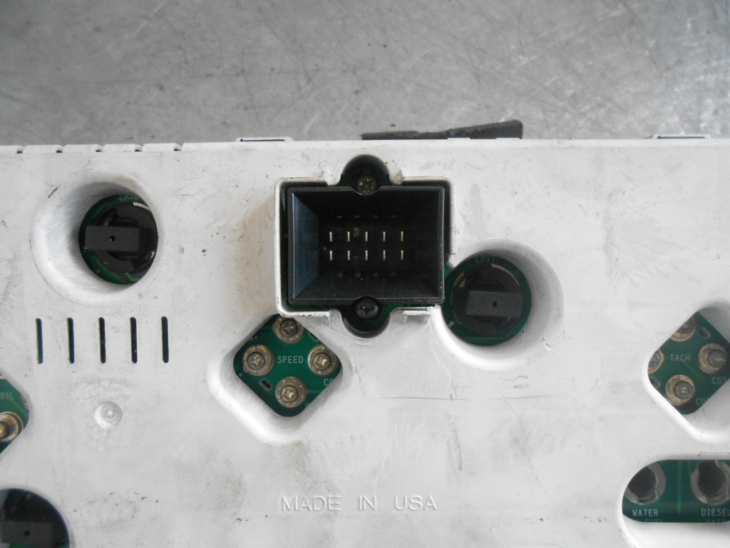 JEEP CHEROKEE ZJ (MK2) 1998 4.0 (M2ZJ) CLOCKS SPEEDO INSTRUMANT CLUSTER 56037250