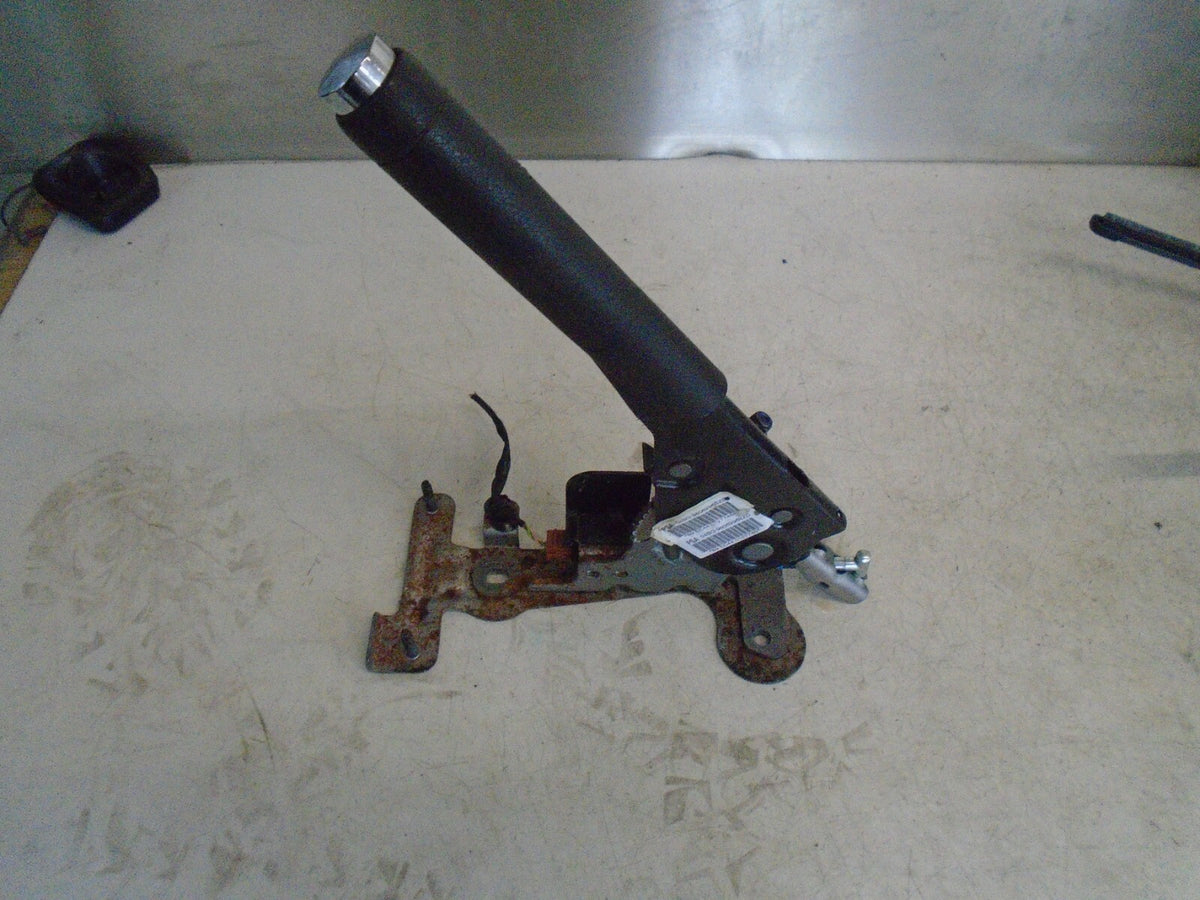 PEUGEOT 208 2014 MK1 HANDBRAKE 98062963