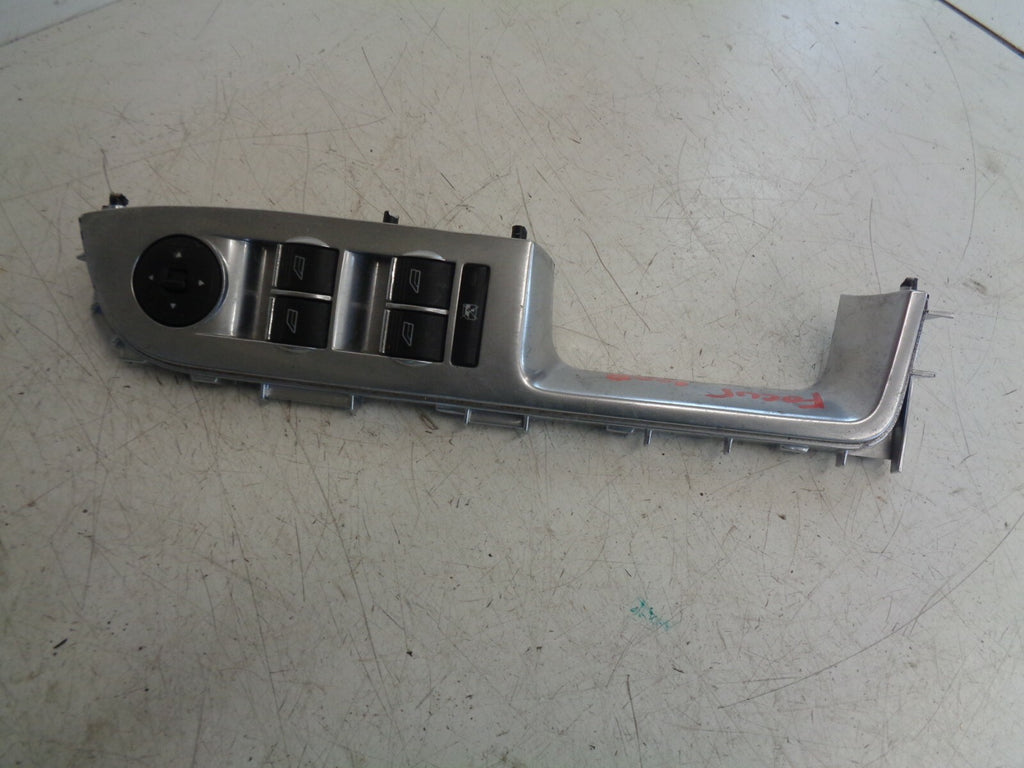 FORD FOCUS MK2 2008 HATCHBACK 1.8 D DRIVER SIDE FRONT WINDOW SWITCH 8M5T14A132AB