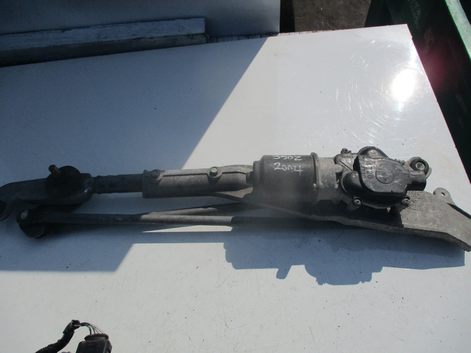 NISSAN 350Z 2004 FRONT WIPER MOTOR AND LINKAGE  39057RB