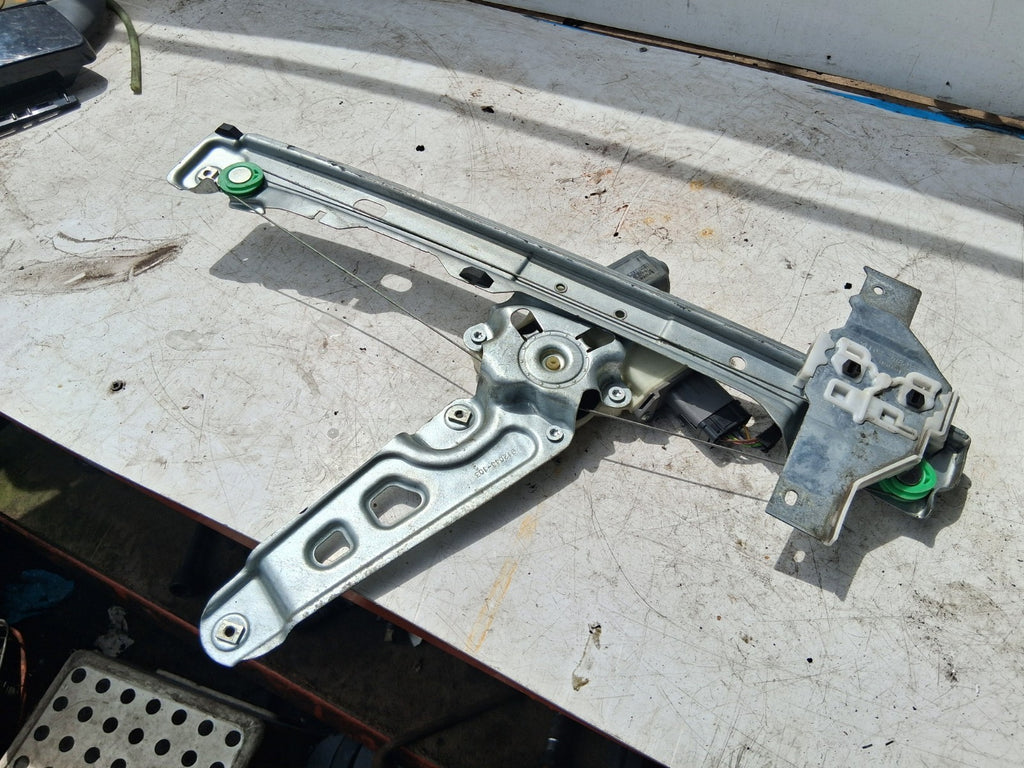 2012 PEUGEOT 3008 MK1 OSF DRIVER SIDE FRONT WINDOW MOTOR REGULATOR 9682808880