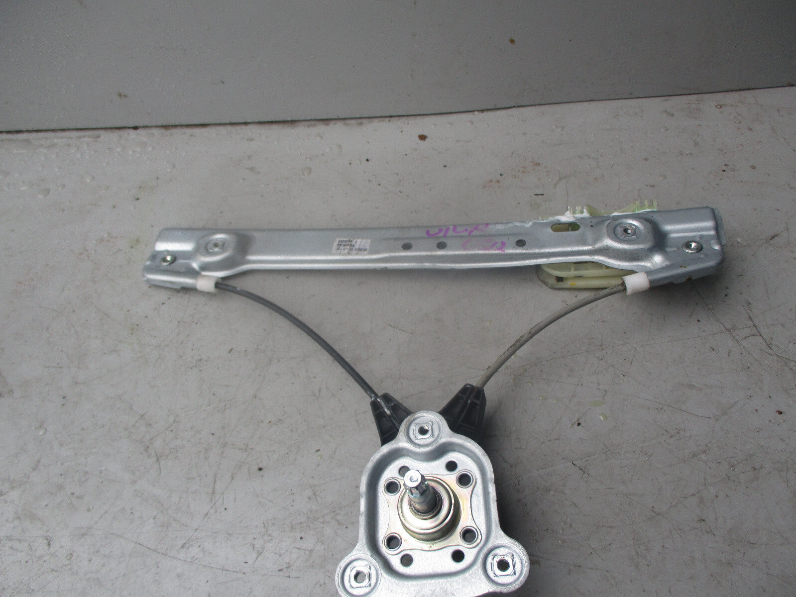VAUXHALL VIVA MK4 OSR DRIVER SIDE REAR MANUAL WINDOW REGULATOR 42439349