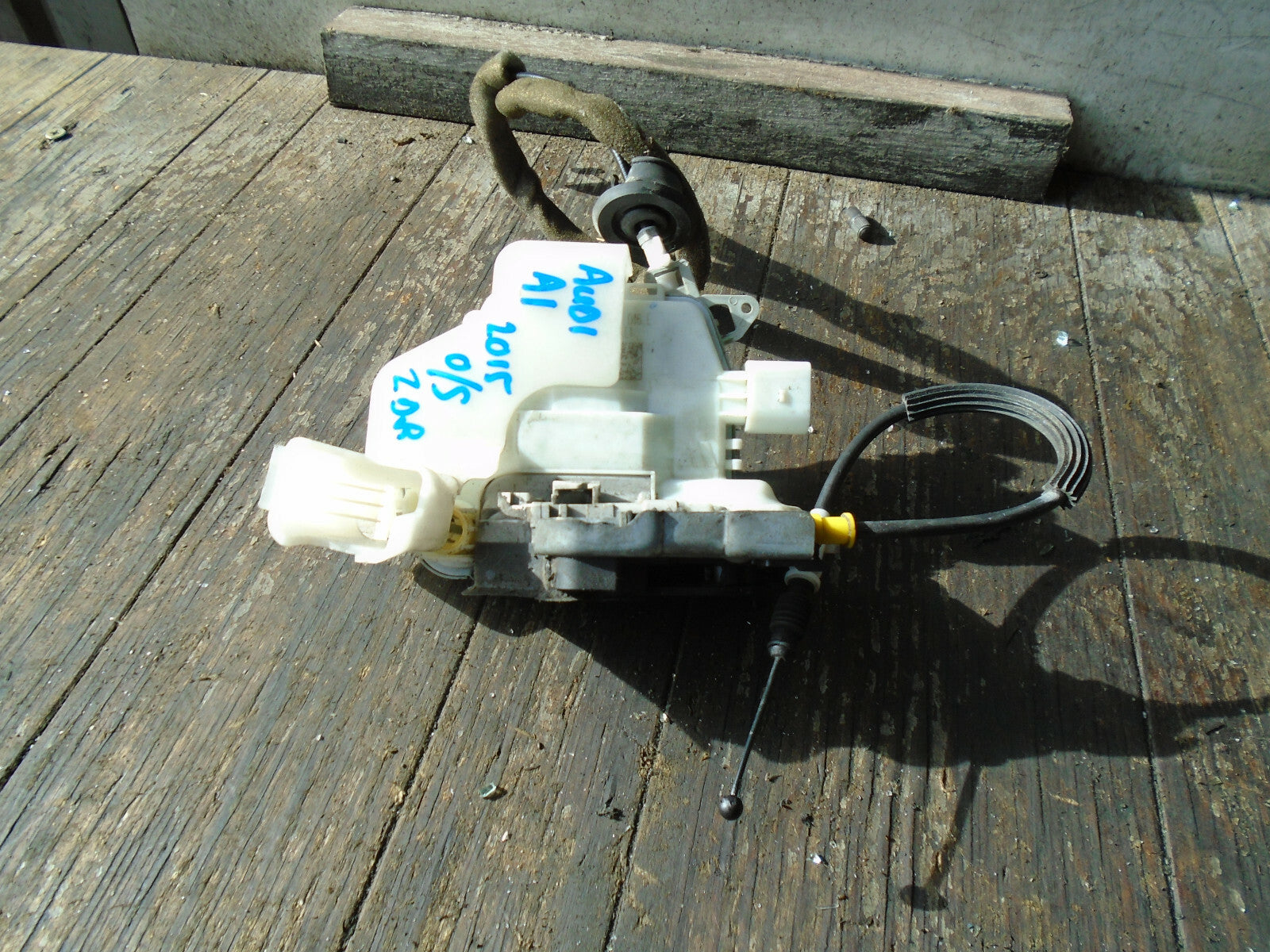 AUDI A1 8X 2015 3 DOOR OS DRIVER SIDE DOOR LOCK MECHANISM