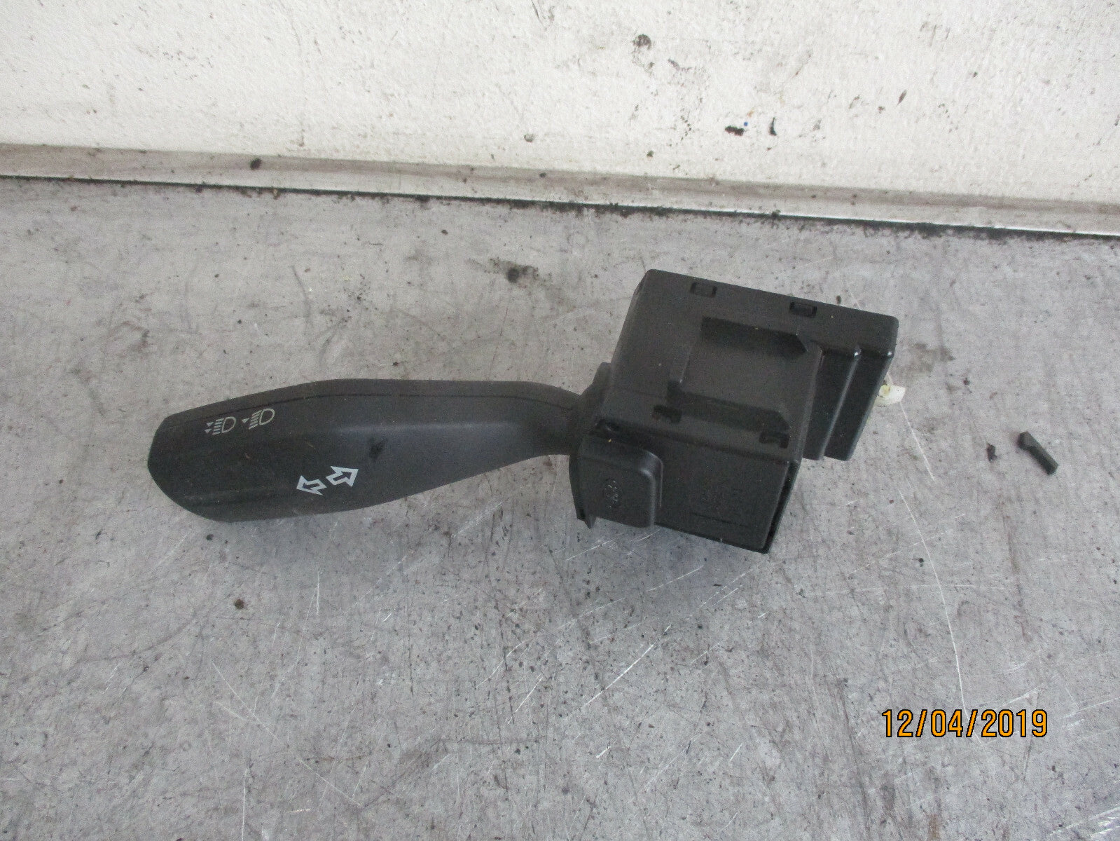 FORD FOCUS MK2 HEADLIGHT INDICATOR CONTROL SWITCH STALK 4M5T-13335-AD