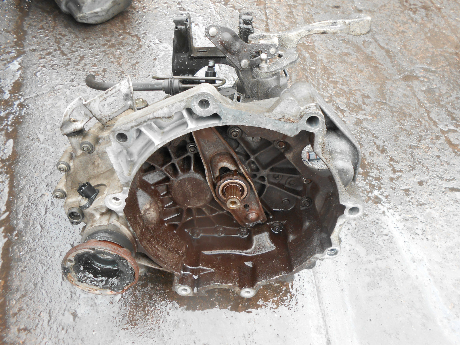 VOLKSWAGEN VW FOX 5Z1 2001 1.4 8V BKR ENGINE 5 SPEED MANUAL GEARBOX QZK
