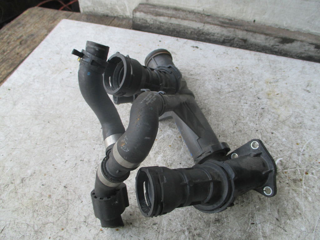 AUDI A3 2019 8V 2.0 TDI WATER COOLANT THERMOSTAT HOUSING 04L121026AE