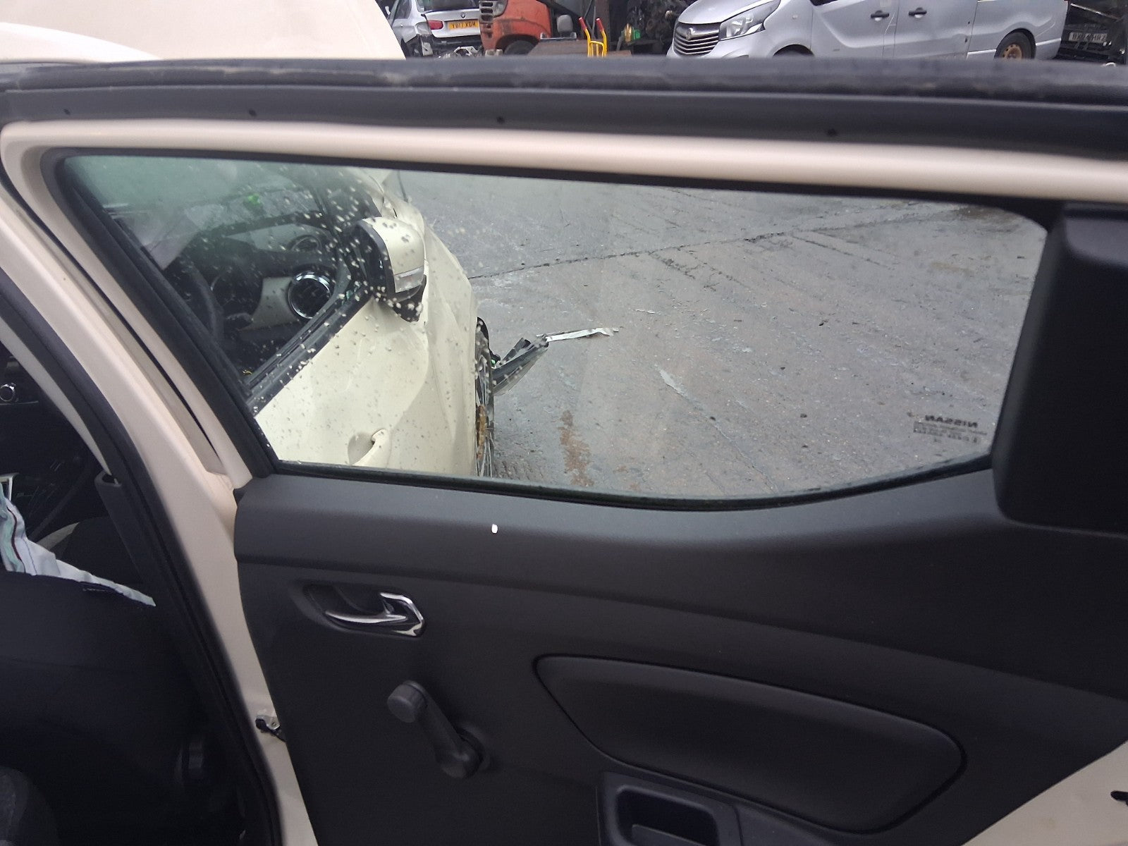 2018 NISSAN MICRA K14 OSR DRIVER SIDE REAR RIGHT WINDOW GLASS