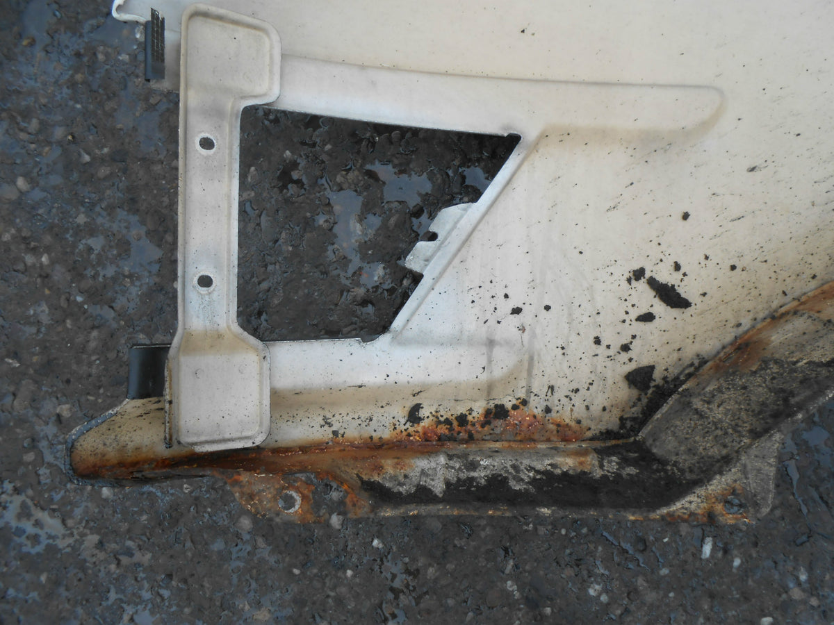 IVECO DAILY 2003 SWB OSF DRIVER SIDE FRONT WING BODY PANEL WHITE