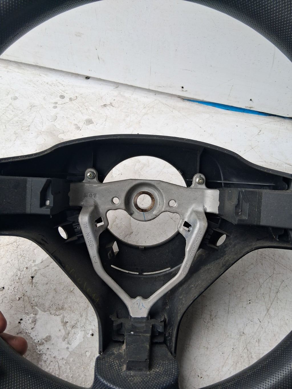 2008 CITROEN C1 MK1 3 SPOKE LEATHER STEERING WHEEL