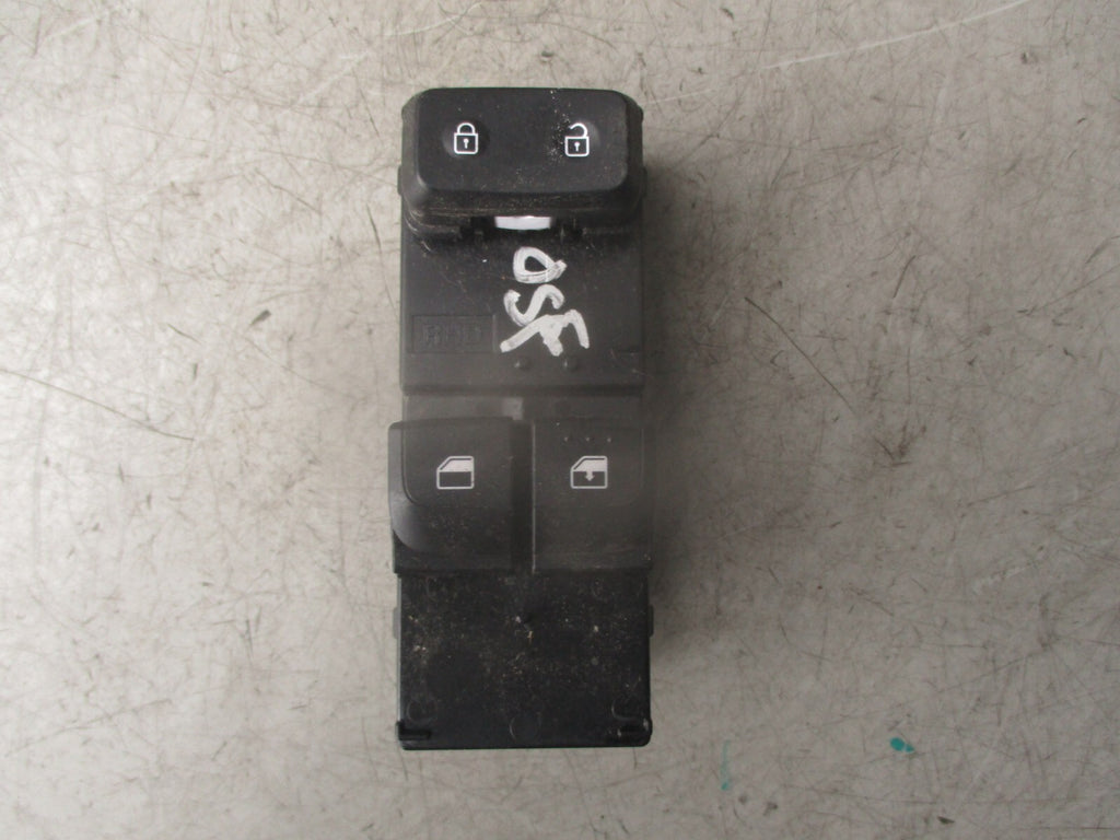 2021 KIA PICANTO MK3 JA OSF DRIVER SIDE FRONT WINDOW SWITCH 93570G6600