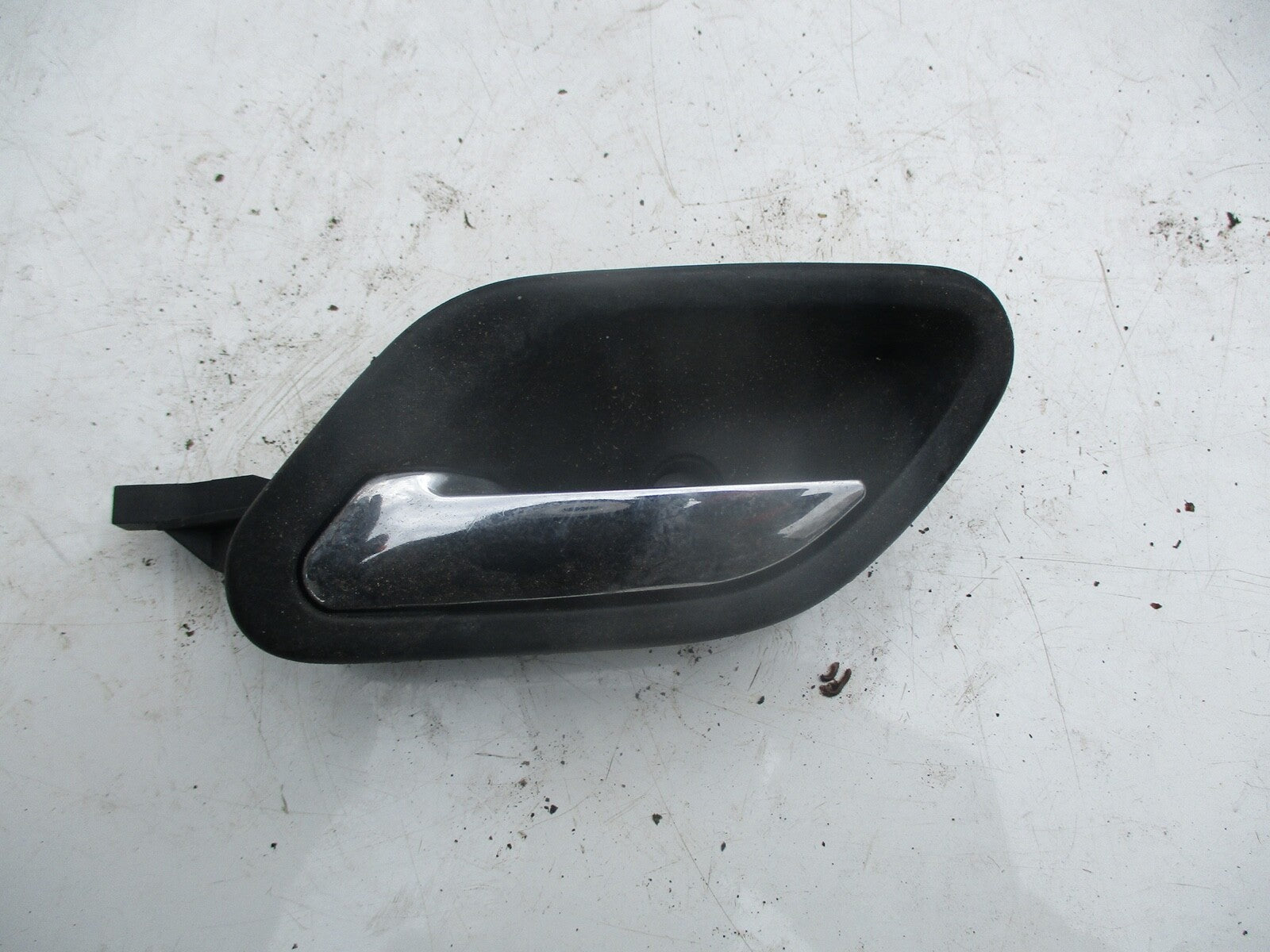 BMW 5 SERIES E39 2002 REAR INTERIOR DRIVER OFF SIDE DOOR HANDLE 8226049
