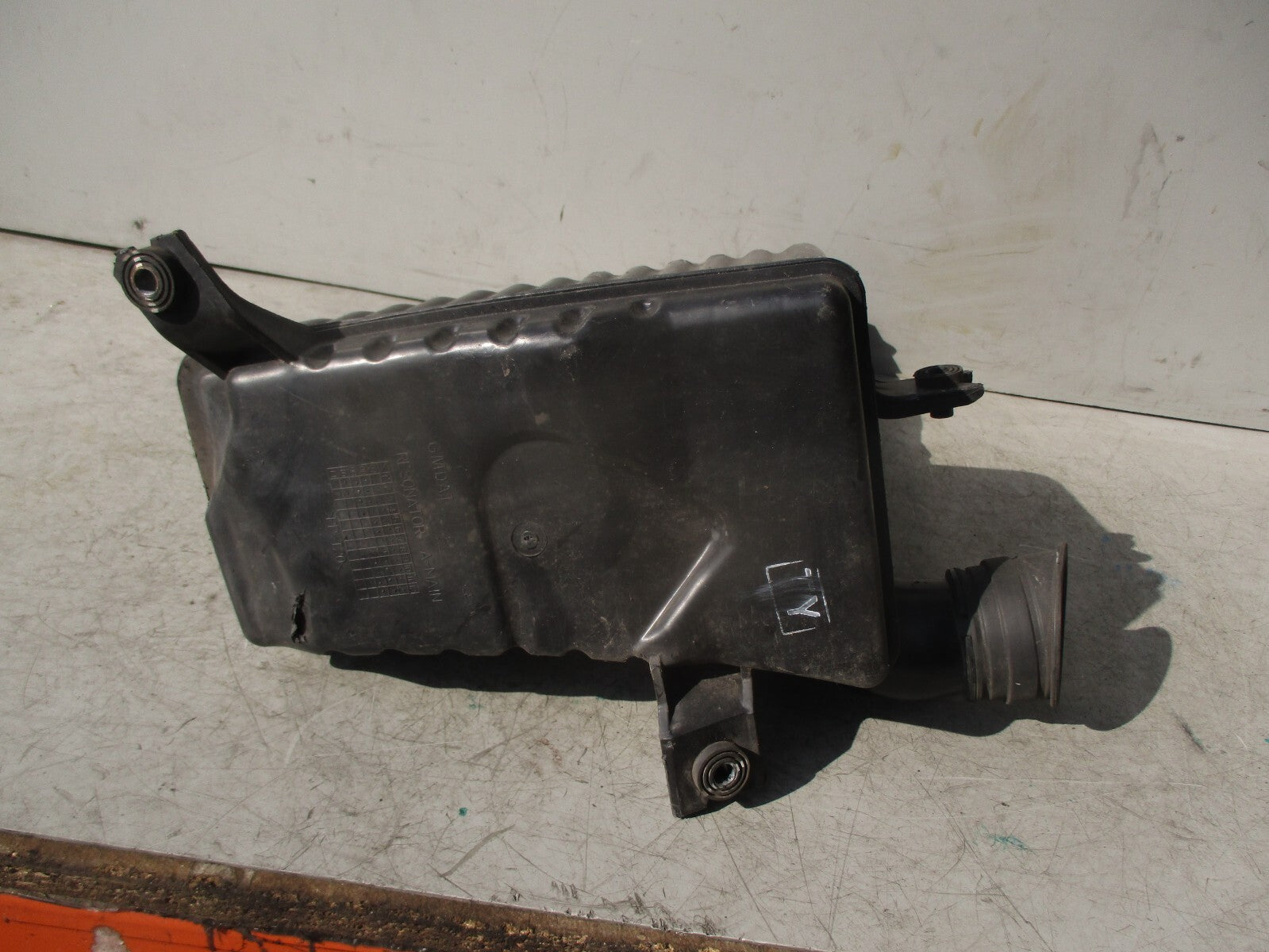 2010 VOLKSWAGEN AVEO 1.2 PETROL AIR FILTER HOUSING BOX