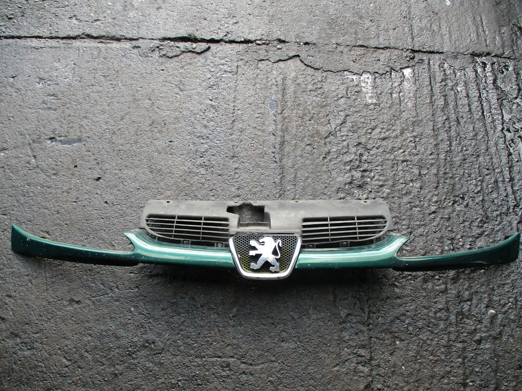 PEUGEOT 206 FRONT UPPER BUMPER GRILL & BADGE EMBLEM GREEN