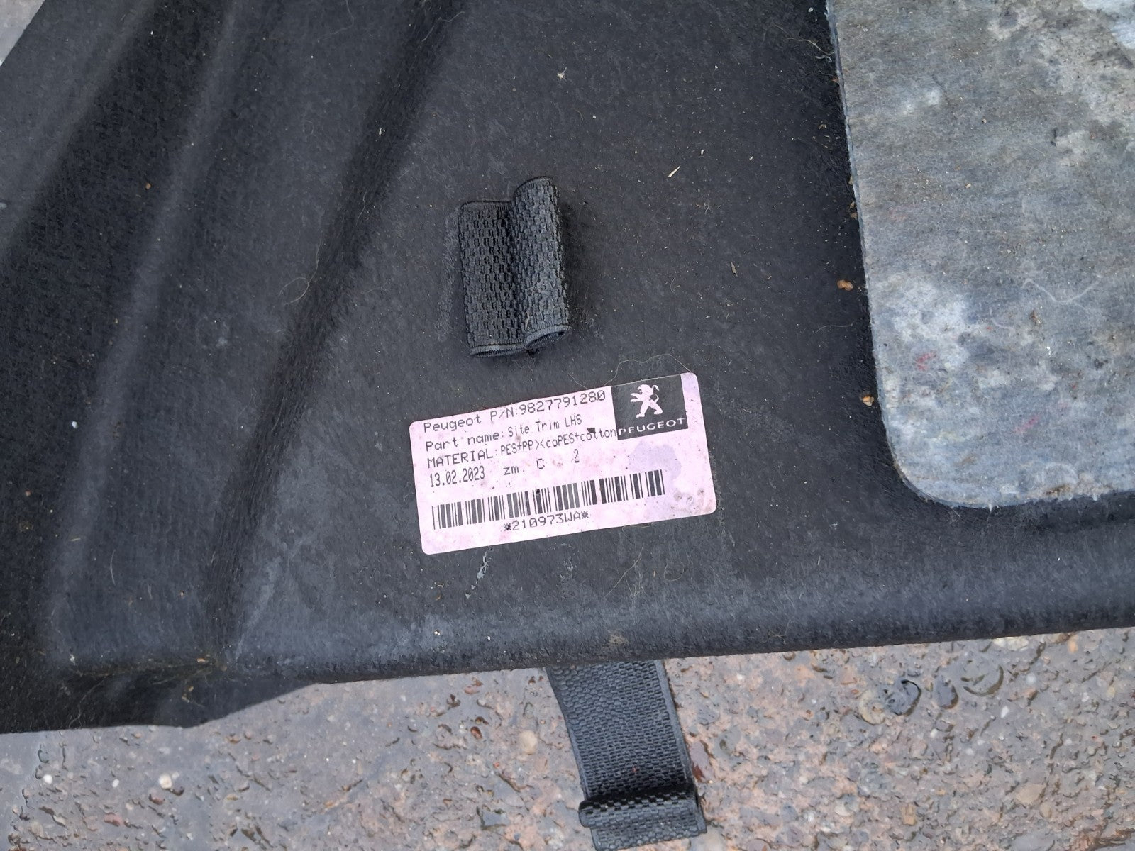 2017 PEUGEOT 308 MK2 NSR PASSENGER SIDE REAR LEFT BOOT TRUNK TRIM 9827791280