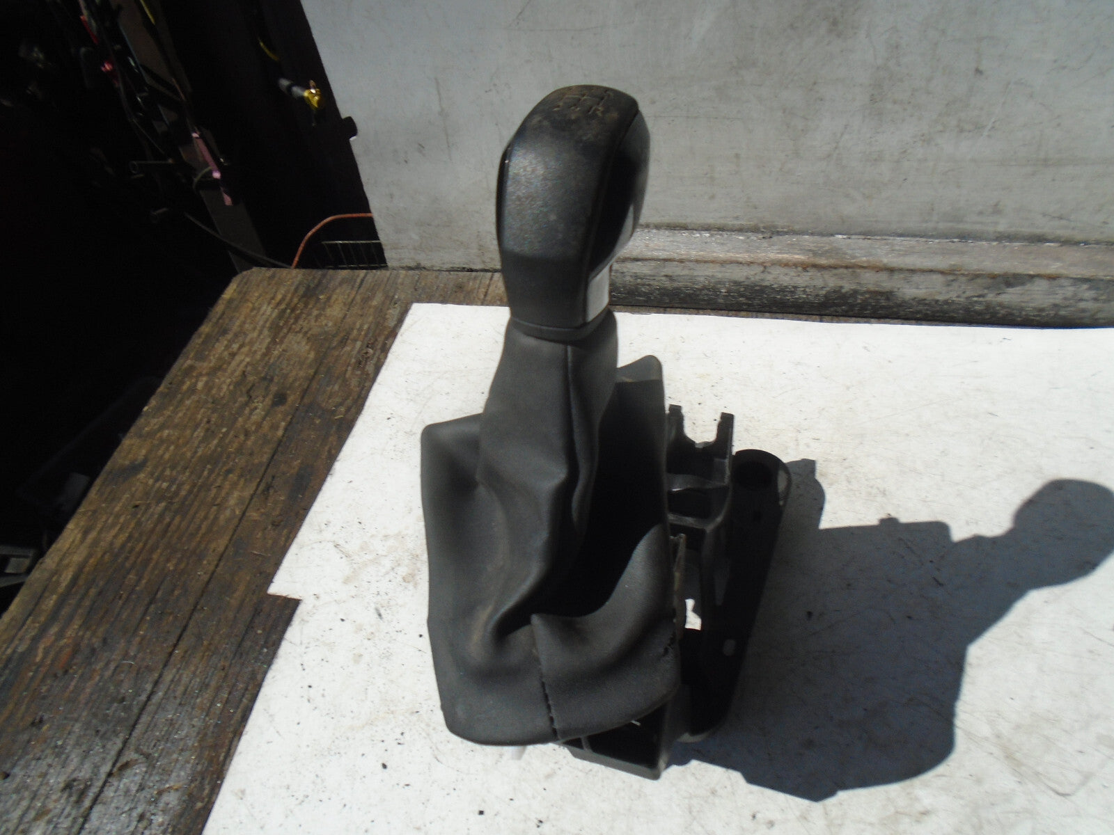 PEUGEOT 208 2016 5 SPEED MANUAL GEARSTICK GEARSHIFTER 9808161480