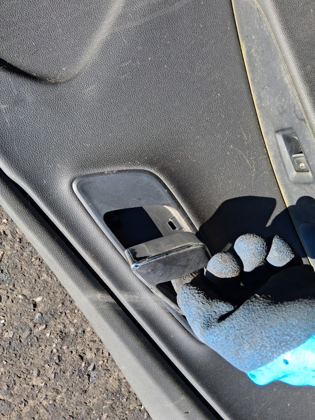 SEAT LEON MK3 NSF NEAR LEFT FRONT PASSENGER DOOR CARD 5f4867211c