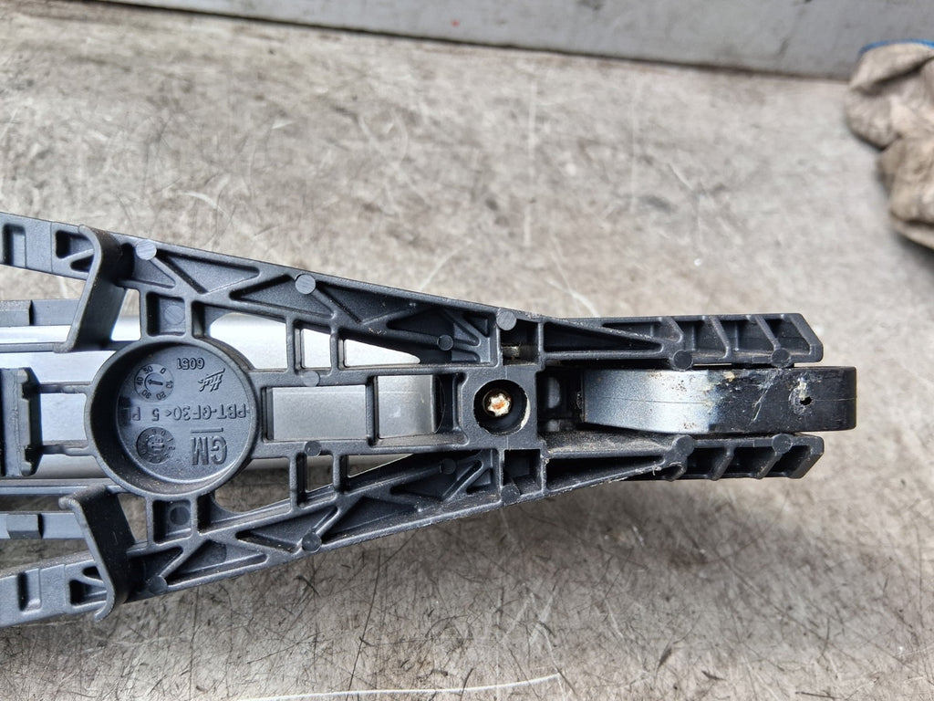 2016 VAUXHALL ZAFIRA C MK3 NSF PASSENGER SIDE FRONT LEFT EXTERIOR DOOR HANDLE