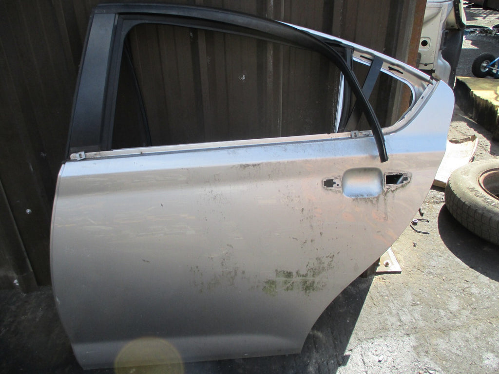 MG MG6 2011 NSR PASSENGER SIDE REAR DOOR SILVER