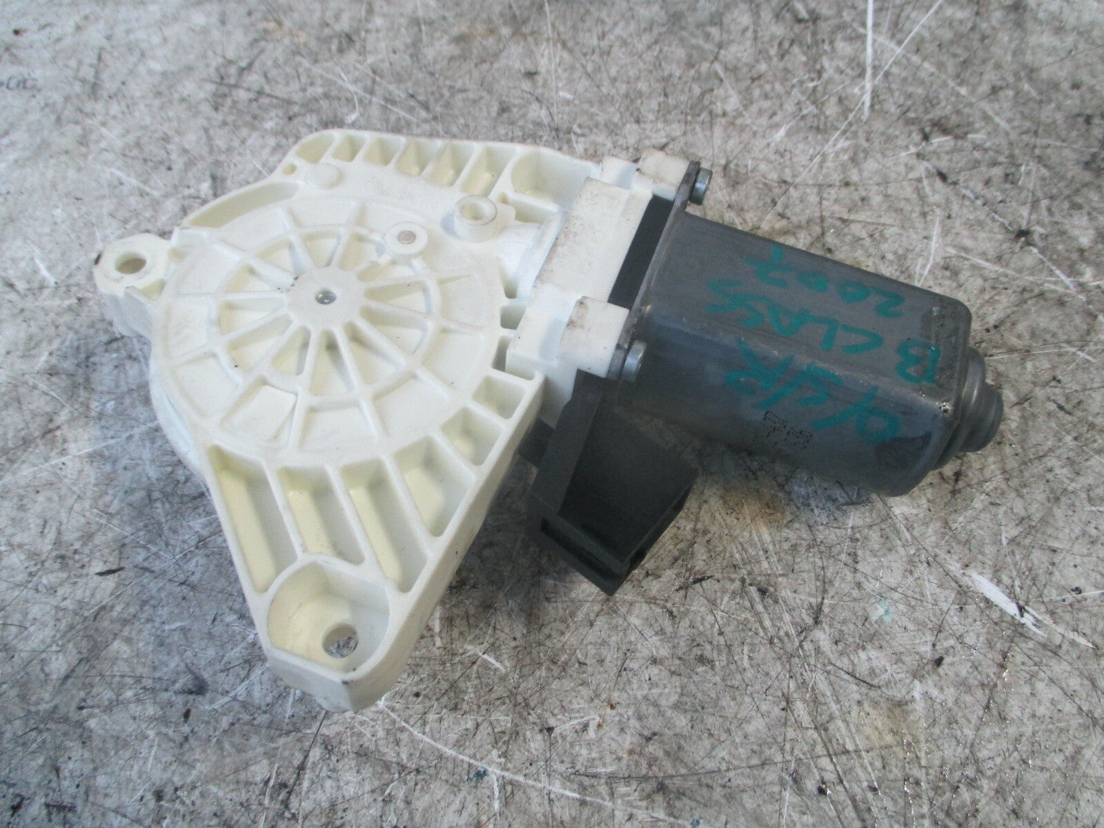 MERCEDES B CLASS W245 2007 OSR DRIVER SIDE REAR WINDOW MOTOR A1698204642